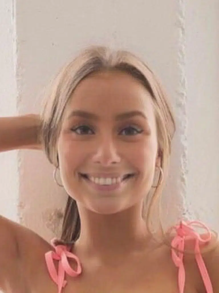 Camilla Hasselgaard Biography: Wiki, Age, Career, Height, Weight, Husband, Net Worth & More
